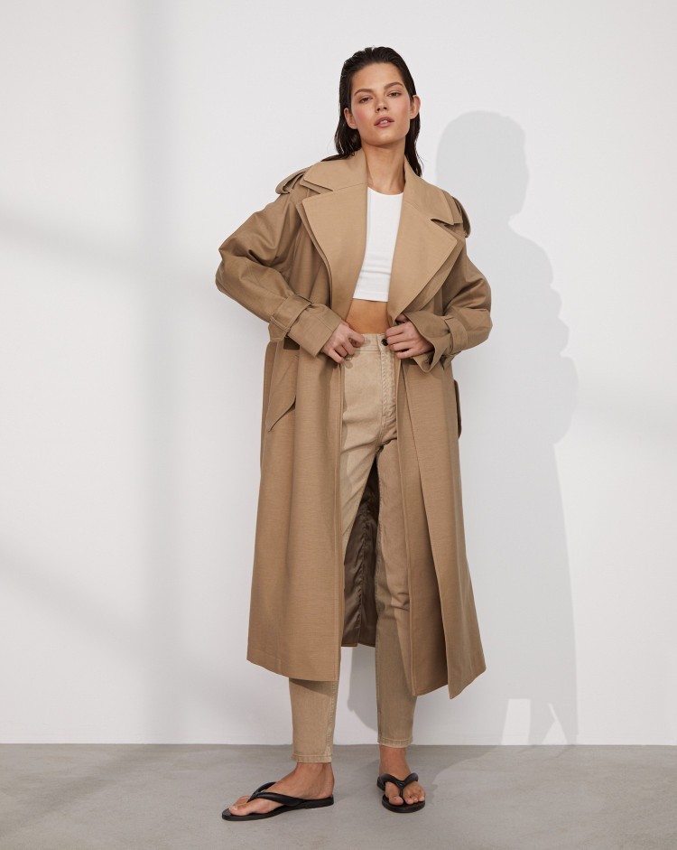 Женский сарафан с цветочным рисунком